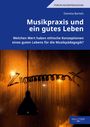 Buchtitel "Musikpraxis und ein gutes Leben", blauer Hintergrund, feuchte Fensterscheibe mit bizarren Mustern und Lampe.