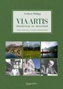 "VIA ARTIS: Künstlerwege im Ausseerland", Bilder zeigen Landschaften und Personen. Ein grüner Hintergrund mit Fotos.