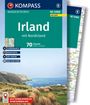 „Irland mit Nordirland“ steht auf einem Wanderführer. Eine Küstenlandschaft mit Gras und Meer, Kompass-Logo oben links.