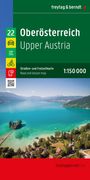 "Oberösterreich Upper Austria. Straßen- und Freizeitkarte. Landschaft mit türkisblauem See, bewaldete Hügel im Hintergrund."