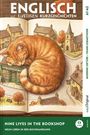 Titel: Englisch mit lustigen Kurzgeschichten. Text unten: Nine Lives in the Bookshop - Neun Leben in der Buchhandlung. Illustration: Eine schlafende, rot getigerte Katze auf einem Buch, umgeben von einem Dorf mit Buchladen und Kirche.