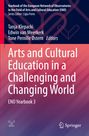 Ein Buchcover mit den Titeln: "Arts and Cultural Education in a Challenging and Changing World" und "ENO Yearbook 3".