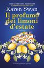 "Il profumo dei limoni d'estate" von Karen Swan. Zitronen und ein malerisches Dorf sind abgebildet.