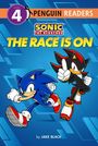 "Level 4 Penguin Readers, Sonic the Hedgehog: The Race is On, by Jake Black." Illustration von Sonic und Shadow beim Rennen.