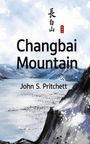 Text: "Changbai Mountain", "John S. Pritchett". Aquarellstil, Berge und See in blauen Tönen.