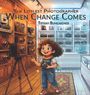 "The Littlest Photographer: When Change Comes" von Tiffany Bumgardner. Ein fröhliches Kind mit Locken hält eine Kamera.