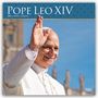„POPE LEO XIV, 2027 16-MONTH CALENDAR.“ Ein lächelnder Mann in weißem Gewand hebt die Hand vor einem blauen Himmel.