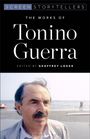 "Screen Storytellers, The Works of Tonino Guerra, edited by Geoffrey Lokke." Unten ist ein älterer Mann am Strand abgebildet.