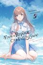 "Even a Replica Can Fall in Love" steht in kunstvoller Schrift. Illustration: Ein Mädchen sitzt im Wasser, blauer Himmel.