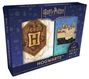 Insight Editions: Harry Potter: Hogwarts Tiny Book and Pin Set, Buch