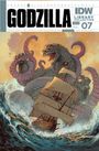 "Godzilla IDW Library Collection Vol. 07." Illustration: Godzilla bekämpft ein Krakenwesen, im Hintergrund ein Segelschiff.