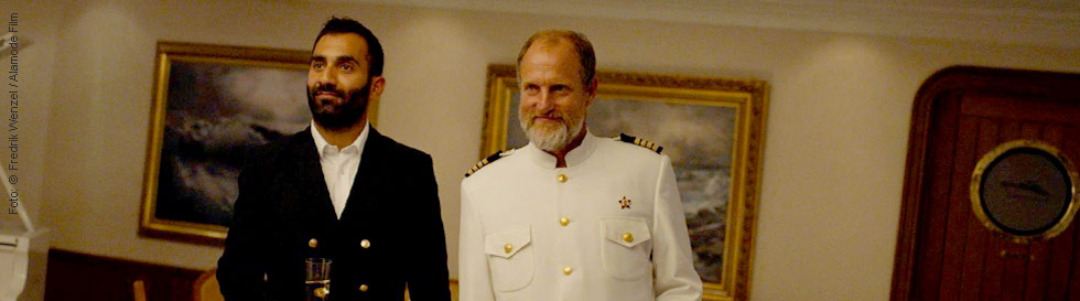 »Triangle of Sadness« mit Woody Harrelson und Arvin Kananian